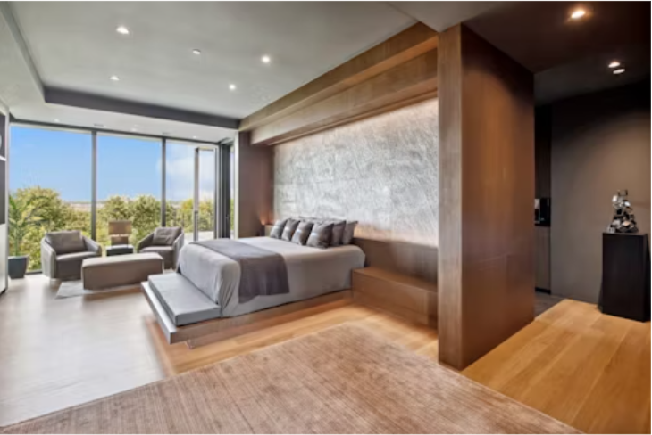 Contemporary Bedroom